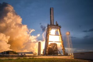 SpaceX的万次发射野心:从工程极限到商业闭环的星际物流革命-小栈博客测试网